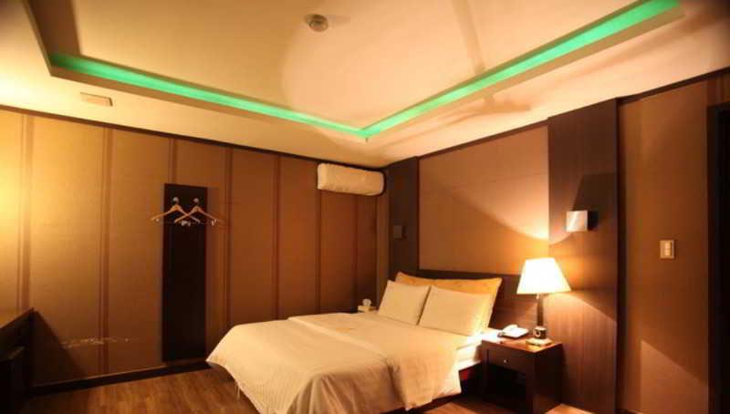 Hotel Noblesse, Yeoksam โซล ภายนอก รูปภาพ