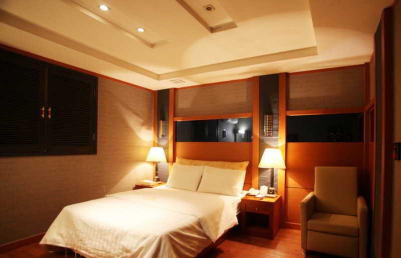 Hotel Noblesse, Yeoksam โซล ภายนอก รูปภาพ