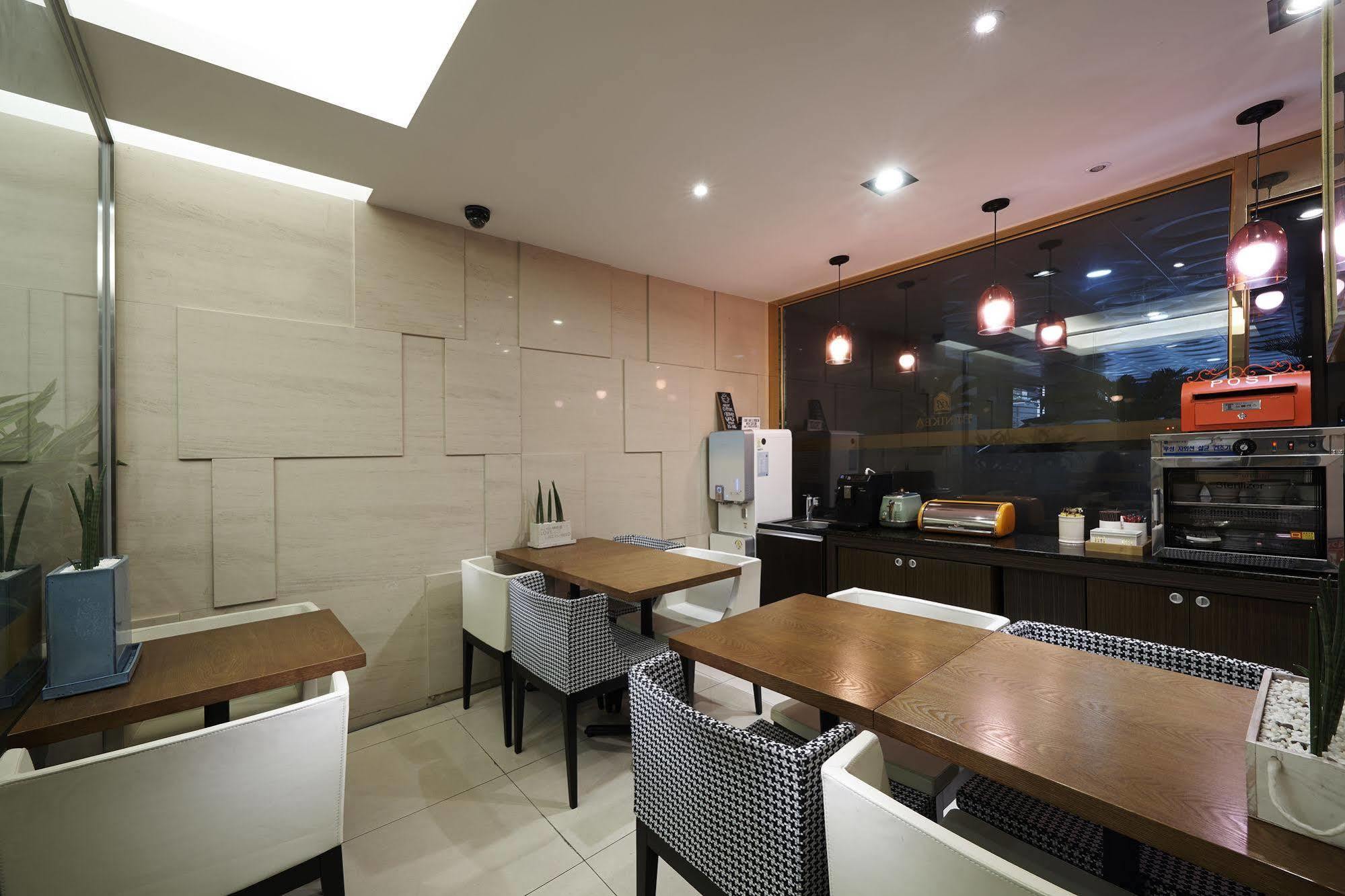 Hotel Noblesse, Yeoksam โซล ภายนอก รูปภาพ