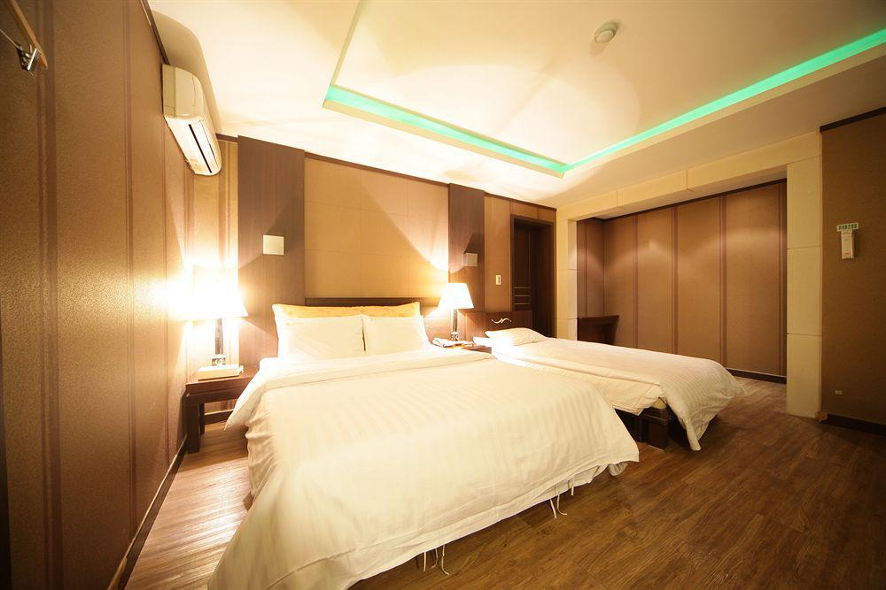 Hotel Noblesse, Yeoksam โซล ภายนอก รูปภาพ